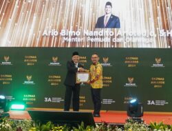 Menpora Dito Dapat Penghargaan BAZNAS Awards 2024 Katagori Pejabat Negara Pendukung Zakat