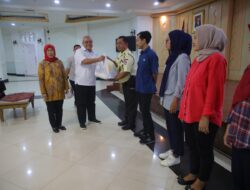 DWP Kemenpora Bagikan 600 Paket Sembako untuk Tenaga Honorer dan Outsourcing di Lingkungan Kemenpora