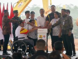 Menpora Dito Dampingi Presiden Jokowi Lakukan Groundbreaking Paralympic Training Center di Karanganyar