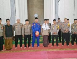 Polres Sumedang Menggelar Program Shaber (Sholat Subuh Berjamaah) di Masjid Besar Cimalaka