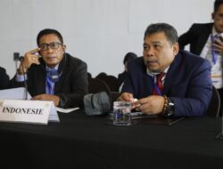 Redam Islamphobia dengan Dialog Antar Negara