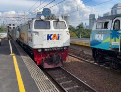 Imbas Demo di Kedubes AS, Pemberangkatan KA Gambir Dialihkan ke Jatinegara