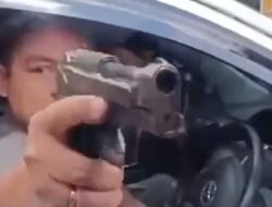 Viral Sopir Mobil Boks Diduga Ditodong Senpi di Jaksel, Pelaku Ditangkap