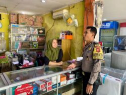 Bhabinkamtibmas Aipda Warudin Membangun Silaturahmi dan Beri Imbauan Kamtibmas di Desa Jatitengah