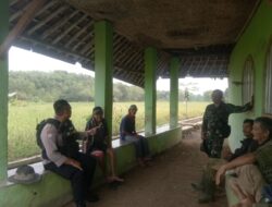 Bhabinkamtibmas dan Babinsa Sambangi Petani di Kelurahan Cijati