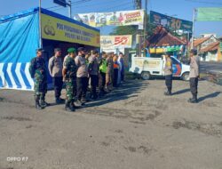Menjelang Idul Fitri 1445 H, Anggota Koramil 1712/Jatiwangi Laksanakan Siaga Pengamanan Arus Mudik