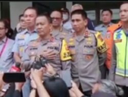 KONFERENSI PERS LAKALANTAS DI JLN. TOL JAKARTA CIKAMPEK KM 58.600 DESA DUREN KEC.KLARI KAB. KARAWANG