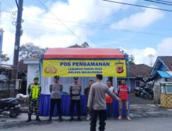 Pastikan Obyek Wisata Kondusif, Babinsa Koramil 1702/Maja Siaga di Pos Pengamanan
