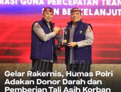 Gelar Rakernis, Humas Polri Adakan Donor Darah dan Pemberian Tali Asih Korban Bom Surabaya