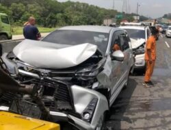 Tabrakan Beruntun di Tol Jakarta-Cikampek, 1 Korban Tewas di Lokasi