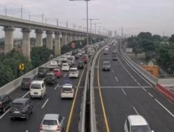 Kecelakaan Beruntun di KM 20 Tol Layang MBZ, Lalu Lintas Padat Merayap