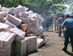 350 Dus Rokok Ilegal Dimusnahkan TNI AL