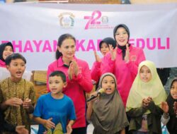 Sapa Pengungsi Banjir Bandang Sumbar, Ketum Bhayangkari Hibur Anak-anak Pengungsi