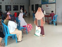 643 KPM Desa Heuleut, Terima Bantuan Beras 10 Kg dari Badan Pangan Nasional.