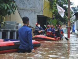 Pejaten Timur Banjir Sejak Dini Hari, BPBD DKI: Kenaikan Debit Ciliwung