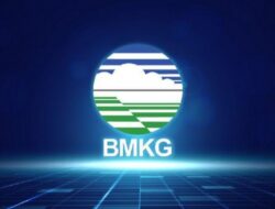 Warga Diminta BMKG Waspada Gelombang Tinggi di Samudera Hindia Sumatera