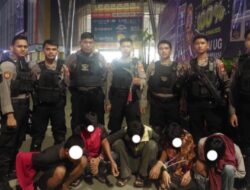 Polisi Tangkap Lima Remaja Mau Tawuran di Bekasi, Celurit-Corbek Disita