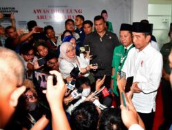 Soal Kenaikan UKT, Presiden Jokowi: Mungkin Tahun Depan