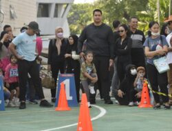 Serunya Menpora Dito dan Istri Dampingi Sang Anak Lomba Atletik di Kidspora Festival
