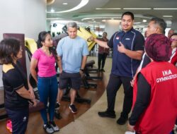 Menpora Dito Kunjungi Latihan Pesenam Rifda, Harap Bisa Ukir Sejarah di Olimpiade 2024 Paris