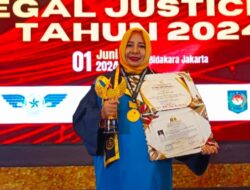 Neneng Wardah, Terima Piagam Penghargaan Non Litigation Peacmaker dari Menteri Hukum dan Hak Asasi Manusia RI