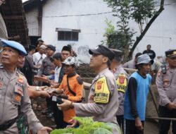 Kapolres Majalengka Pimpin Kegiatan Bedah Mushola Al-Ikhlas dalam Rangka HUT Bhayangkara ke-78