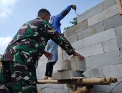 Aplikasikan Komsos Babinsa Klego Bantu Warga