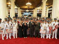Kukuhkan 167 Kuwu Untuk Perpanjang Masa Jabatan, Bupati Nina: “Kuwu Harus Kerja Baik Kerja Nyata dan Amanah Gunakan Dana Desa”.