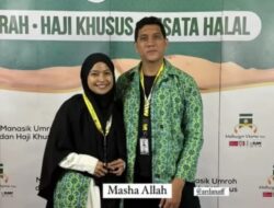 Semoga Mabrur, Tantri Kotak dan Suami Berangkat Haji