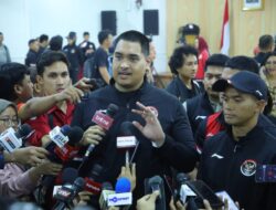 Semangati Para Atlet Olimpiade 2024 Paris, Menpora Dito: Kemenangan Milik Mereka yang Menolak Menyerah