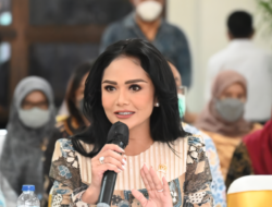 Kemenkes Harus Sosialisasi Komprehensif Wacana Impor Dokter Asing, Komisi IX Siap Dengar Aspirasi