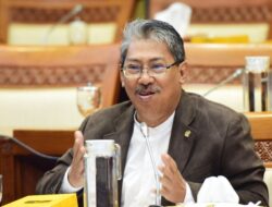 Bertentangan dengan Menkeu, Mulyanto Ragukan Klaim Pembatasan BBM Bersubsidi per 17 Agustus