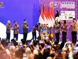 Presiden Joko Widodo, Meresmikan Pembukaan Rakernas APKASI di JCC Jakarta.