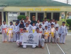 20 Atlet Dojo Jatiwangi 1712 Mengikuti Kejuaraan Rektor Cup UIN Walisongo Internasional Carate Open Championship