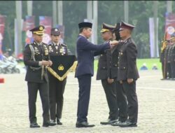 Presiden Beri Tujuh Anggota Polri Tanda Kehormatan Bintang Bhayangkara Nararya