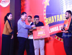 Polri Buktikan Bisa Terima Kritik Lewat Kompetisi Stand Up Comedy