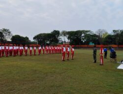 Babinsa Latih PBB 76 Siswa Siswi Anggota Paskibraka Tingkat Kabupaten