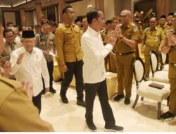Presiden Joko Widodo Berikan Arahan kepada Kepala Daerah Seluruh Indonesia di Istana Negara IKN.
