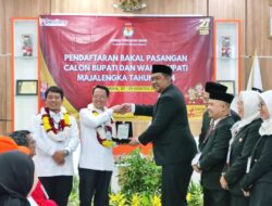 Hari Pertama KPU Majalengka terima Pasangan Bacalon Bupati dan Wakil Bupati pasangan Karna Sobahi – Koko Suyuko