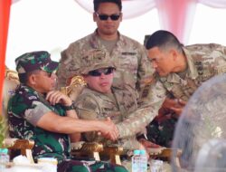 Panglima TNI Tinjau Penerjunan di Baturaja