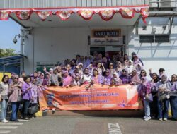 Perkaya Wawasan, Dharma Wanita Setjen DPR RI Sambangi Pabrik Sari Roti
