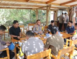 Kapolres Majalengka Silaturahmi dengan Tokoh Agama dan Masyarakat Desa Jatipamor untuk Jaga Kondusifitas Jelang Pilkada 2024