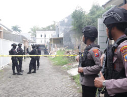 Densus 88 Ungkap Terduga Teroris di Malang Belajar Rakit Bom di Internet
