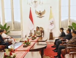 Presiden Joko Widodo, Pimpin Rapat Persiapan Kedatangan Paus Fransiskus ke Indonesia.