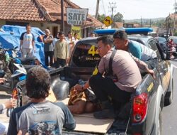 Respon Cepat Polisi di Majalengka, Evakuasi Korban Tersengat Listrik di Desa Maja Utara.