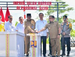 Presiden Joko Widodo, Resmikan Instruksi Presiden Tentang Jalan Daerah di Provinsi Aceh.