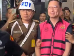 Mengejutkan! Tom Lembong Jadi Tersangka dan Langsung Ditahan Kejagung