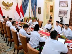 Presiden Prabowo Subianto Pimpin Rapat Terbatas di Istana Merdeka Jakarta