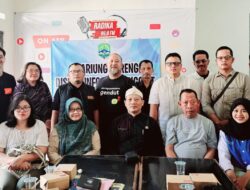 Diskominfo Majalengka Ngariung Bareng Kelompok Informasi Masyarakat (KIM).