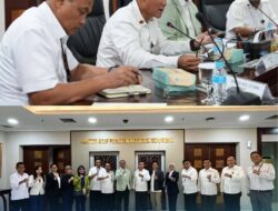 Plt. Deputi IV Kepala Staf Kepresidenan Pimpin Rapat Koordinasi Pengawalan Pasca Ratas terkait Kesiapan Ibu Kota Politik pada 2028 di Gedung Bina Graha Jakarta.